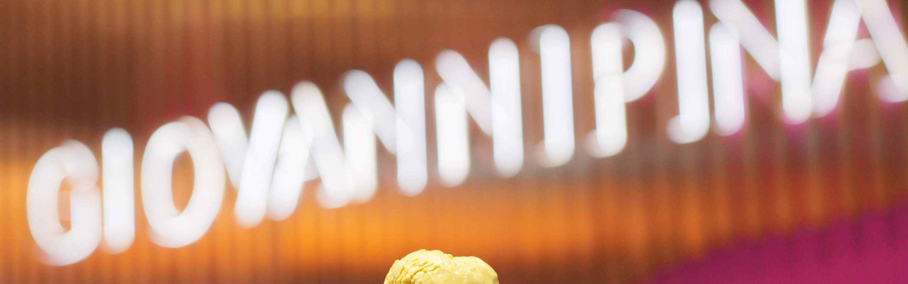 Giovanni Pina, bữa nửa buổi, bữa nửa buổi cuối tuần, tất cả những gì bạn có thể ăn